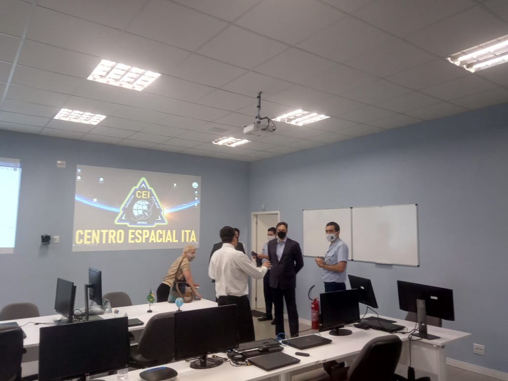VISITA DO DEP. FED. LUIZ PHILIPPE DE ORLÉANS E BRAGANÇA